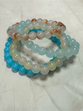 Set of 4 Beaded Stretch Bracelet Set in Aqua and Pastel Tones